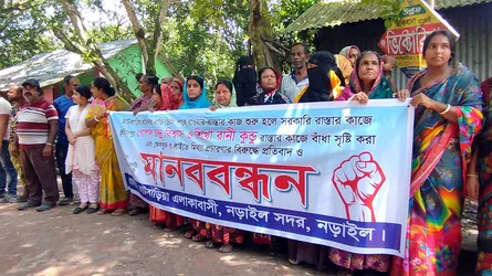 নড়াইলে পাকা সড়ক নির্মাণ বন্ধ করতে ‘সংখ্যালঘু নির্যাতনের ঘটনা’ সাজানো নাটক