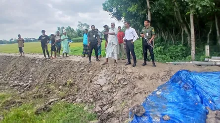 মতলব উত্তরে কৃষি জমির মাটি কাটার বিরুদ্ধে অভিযান