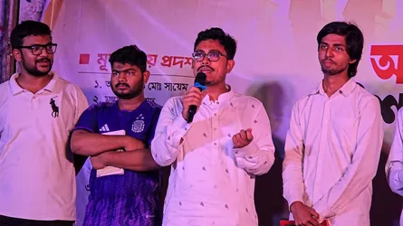 আন্তর্জাতিক ইশারা ভাষা দিবসে ডাকসুর ‘মূকাভিনয় প্রদর্শনী’ ও ‘কবিতা আবৃত্তি’