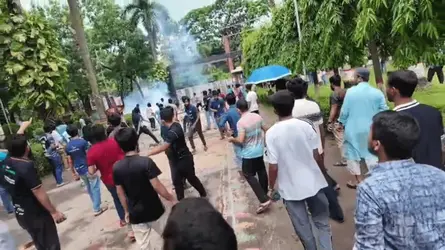 ডুয়েটের নতুন ভিসির দায়িত্ব গ্রহণ নিয়ে দফায় দফায় সংঘর্ষ