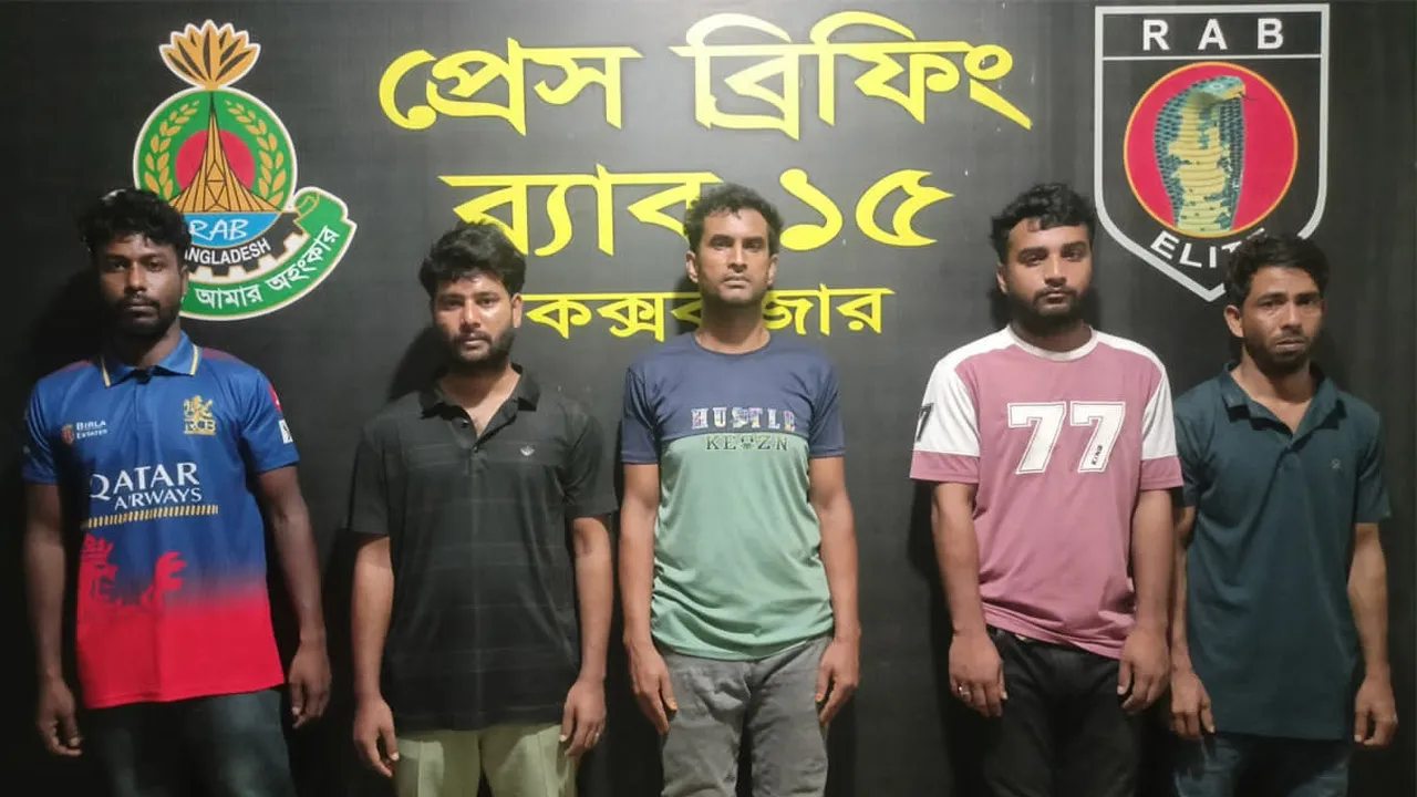 রাজশাহীতে মকবুল হত্যা মামলার ৫ আসামি গ্রেফতার