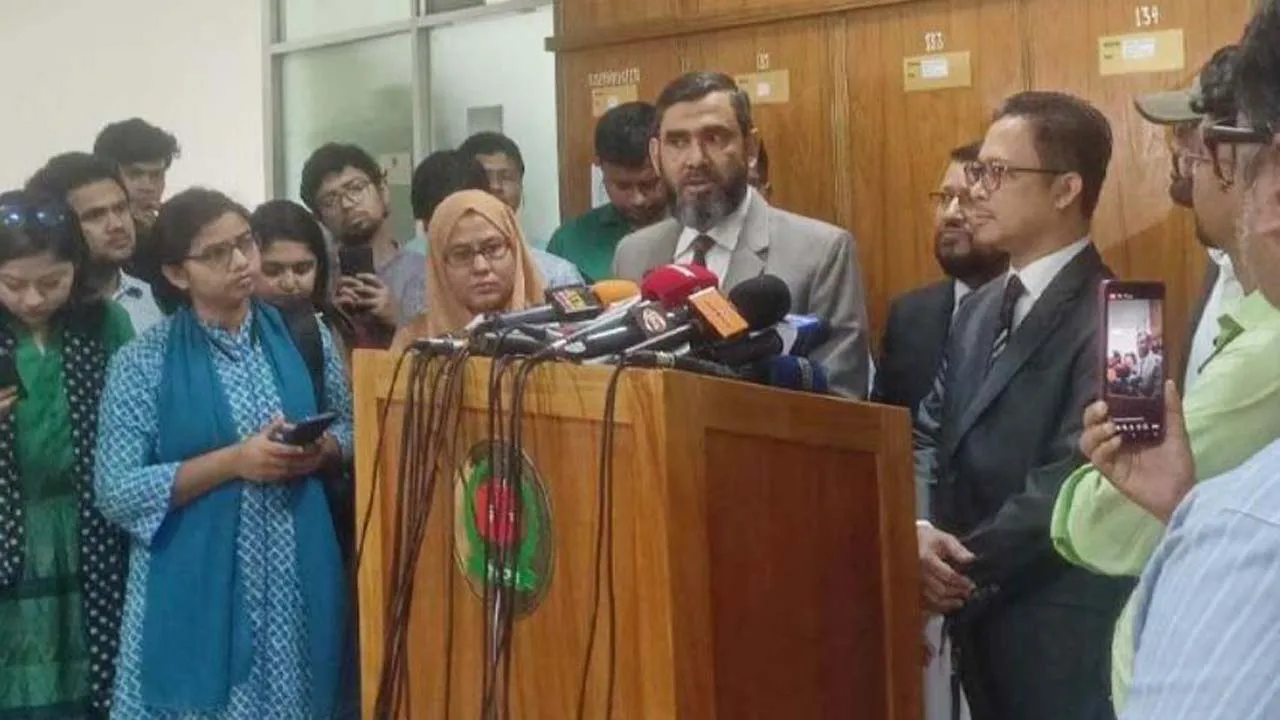 প্রবাসীদের ভোট নিশ্চিতে প্রক্সি ছাড়া বিকল্প নেই : ইসি