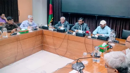 প্রবাসীদের ভোটাধিকার নিশ্চিতে কাজ করছে ইসি : সানাউল্লাহ