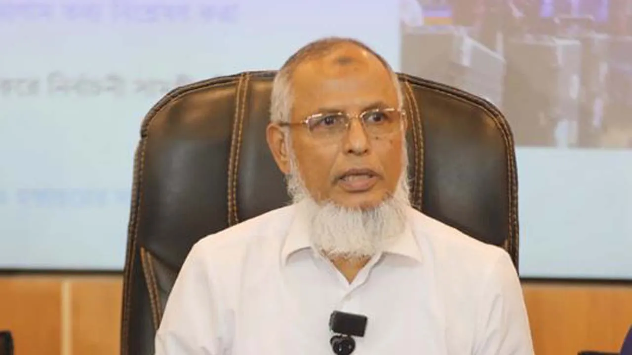 নির্বাচন কমিশন আইনের বাইরে কোনো সিদ্ধান্ত নিতে পারে না : ইসি আনোয়ারুল