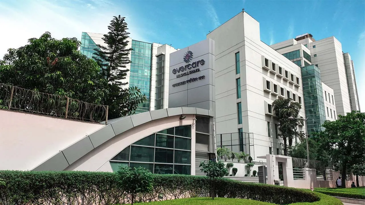 ঢাকার এভারকেয়ারে এমআরসিপি পিএসিইএস পরীক্ষা অনুষ্ঠিত