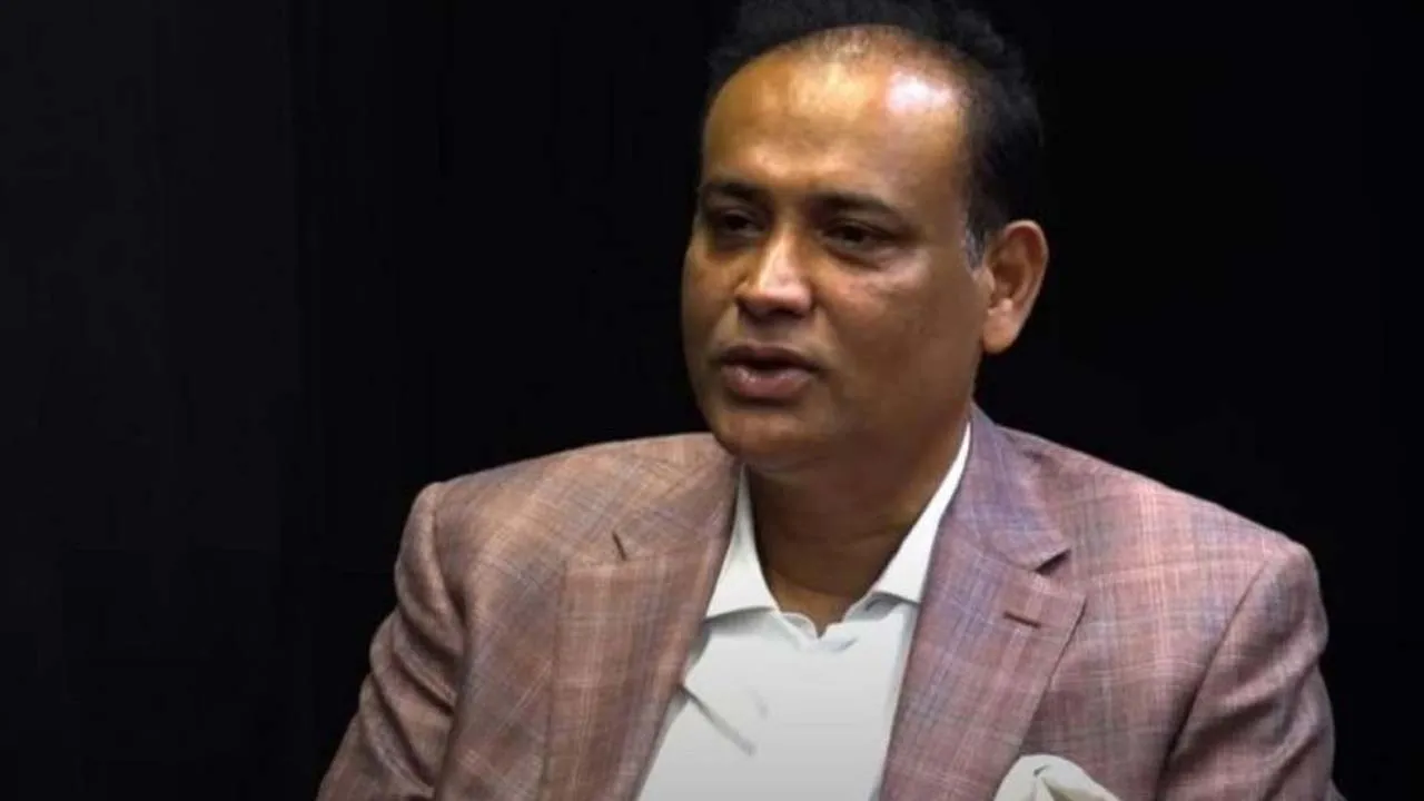 সাবেক ভূমিমন্ত্রী সাইফুজ্জামান চৌধুরীসহ ২৪ জনের নামে দুদকের মামলা