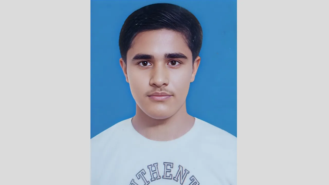 আনোয়ারায় পুকুর থেকে দোকান কর্মচারীর লাশ উদ্ধার