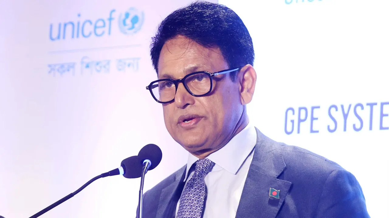 শিক্ষকদের স্থানীয় সরকার নির্বাচনে অংশগ্রহণ বন্ধে রেগুলেশন থাকা উচিত : শিক্ষামন্ত্রী
