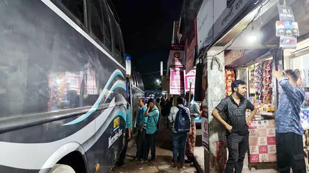 অপরাধী চক্রের টার্গেট পশুর হাট-মার্কেট-গণপরিবহন