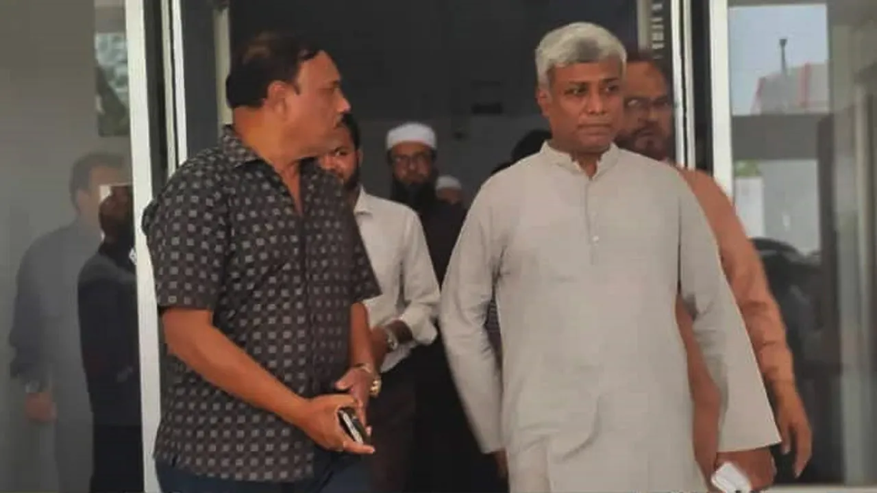 চোরাই তেল কারবারির সাথে জড়িতদের বিরুদ্ধে কঠোর ব্যবস্থা