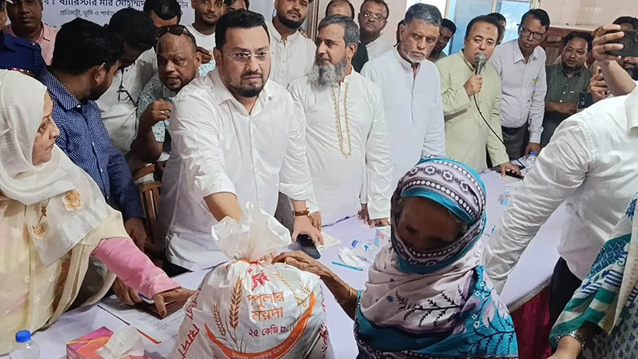 জনগণের সেবা নিশ্চিত করাই সরকারের মূল লক্ষ্য : ভূমি প্রতিমন্ত্রী