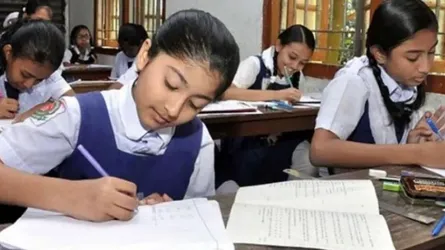 প্রাথমিকের বৃত্তির নাম পরিবর্তন  বঞ্চিত হচ্ছে ৬ লাখ শিক্ষার্থী