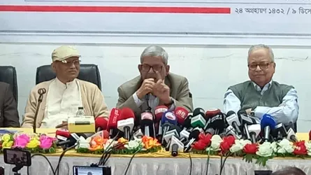 গণঅভ্যুত্থানের ঐতিহাসিক সুযোগ কাজে লাগাতে ঐক্যের আহ্বান ফখরুলের