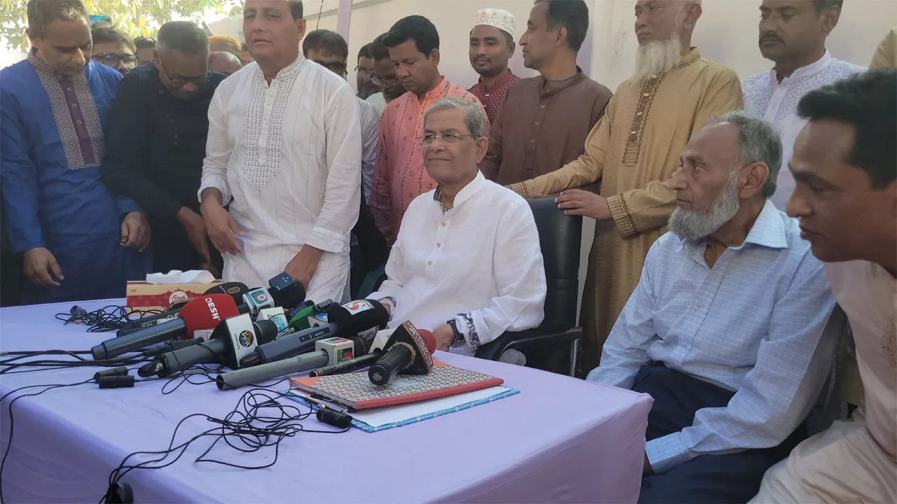 প্রধান উপদেষ্টার চীন সফরকে ইতিবাচক বললেন মির্জা ফখরুল