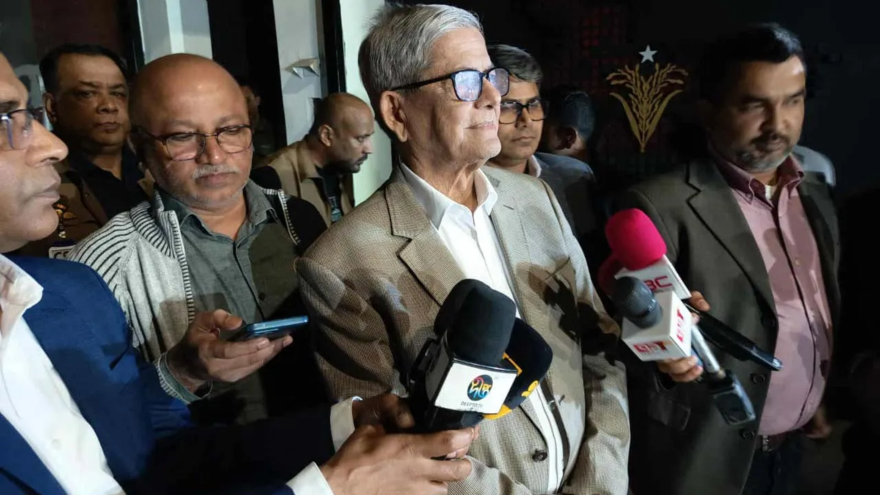 বাংলাদেশ কাঙ্ক্ষিত গণতন্ত্রের দিকে যাত্রা শুরু করেছে