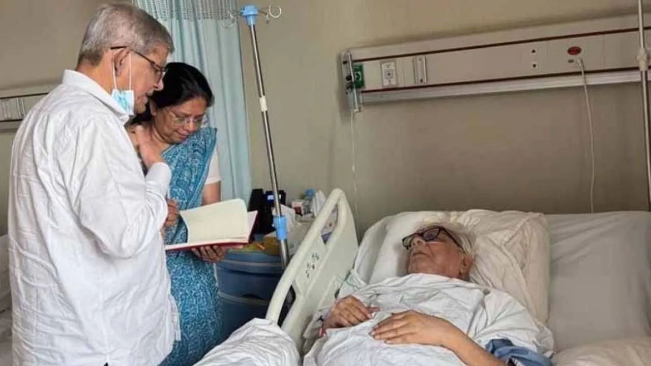 বদরুদ্দীন উমরকে দেখতে হাসপাতালে মির্জা ফখরুল