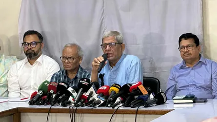 বিএনপির কর্মকাণ্ডের ওপর ধোঁয়াশা সৃষ্টির চেষ্টা চলছে : মির্জা ফখরুল