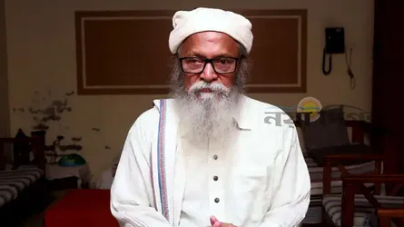 সেনাপ্রধানের সমালোচনা অন্তর্ঘাতমূলক : ফরহাদ মজহার