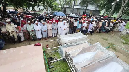 ভাঙ্গায় সড়ক দুর্ঘটনায় নিহত ৪ পরিবারের পাশে এমপি শহিদুল ইসলাম