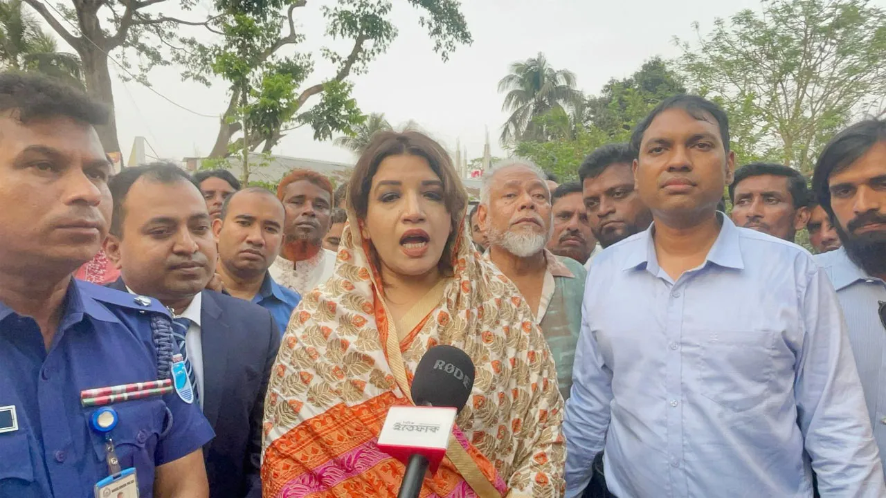 কৃষক যাতে তেল সঙ্কটে না পড়ে সেজন্য সরকার সচেষ্ট আছে