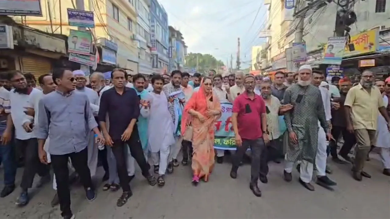 ফরিদপুরে নায়াব ইউসুফের নেতৃত্বে বিএনপির মৌন মিছিল