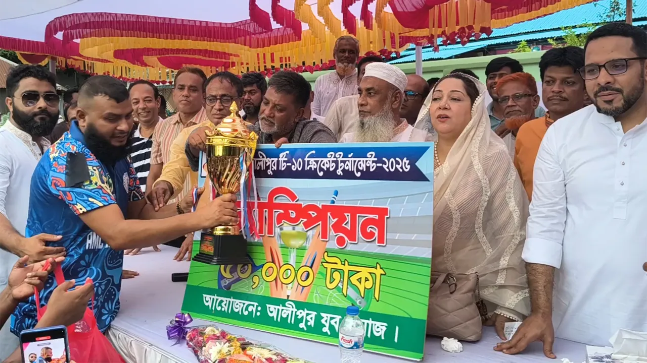 ‘মানসিক উৎকর্ষ সাধনে খেলাধুলার বিকল্প নেই’