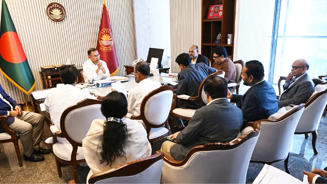 পরীক্ষামূলকভাবে ২২ হাজার কৃষককে ‘ফার্মার্স কার্ড’ দেবে সরকার