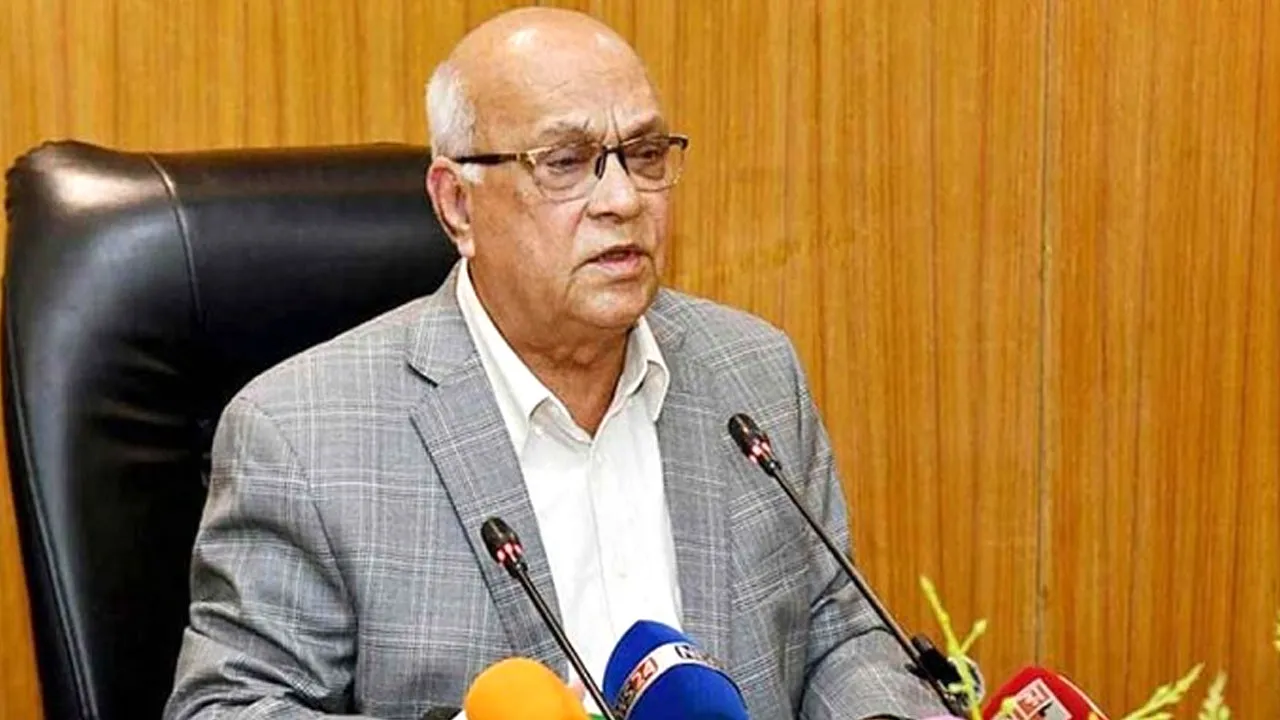 অমুক্তিযোদ্ধাদের ইনডেমনিটি দেয়ার ইচ্ছে আছে : উপদেষ্টা