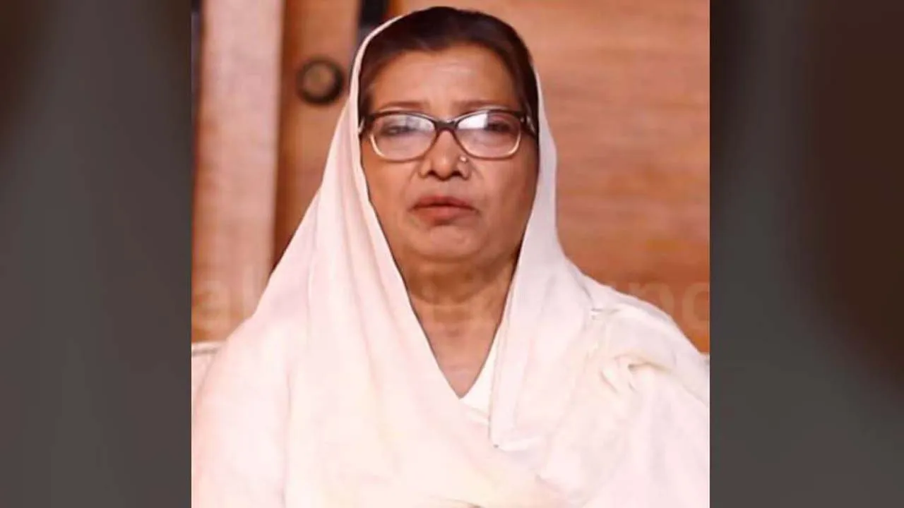 জয়নুল আবদিন ফারুকের সহধর্মিণী কানিজ ফাতেমার ইন্তেকাল