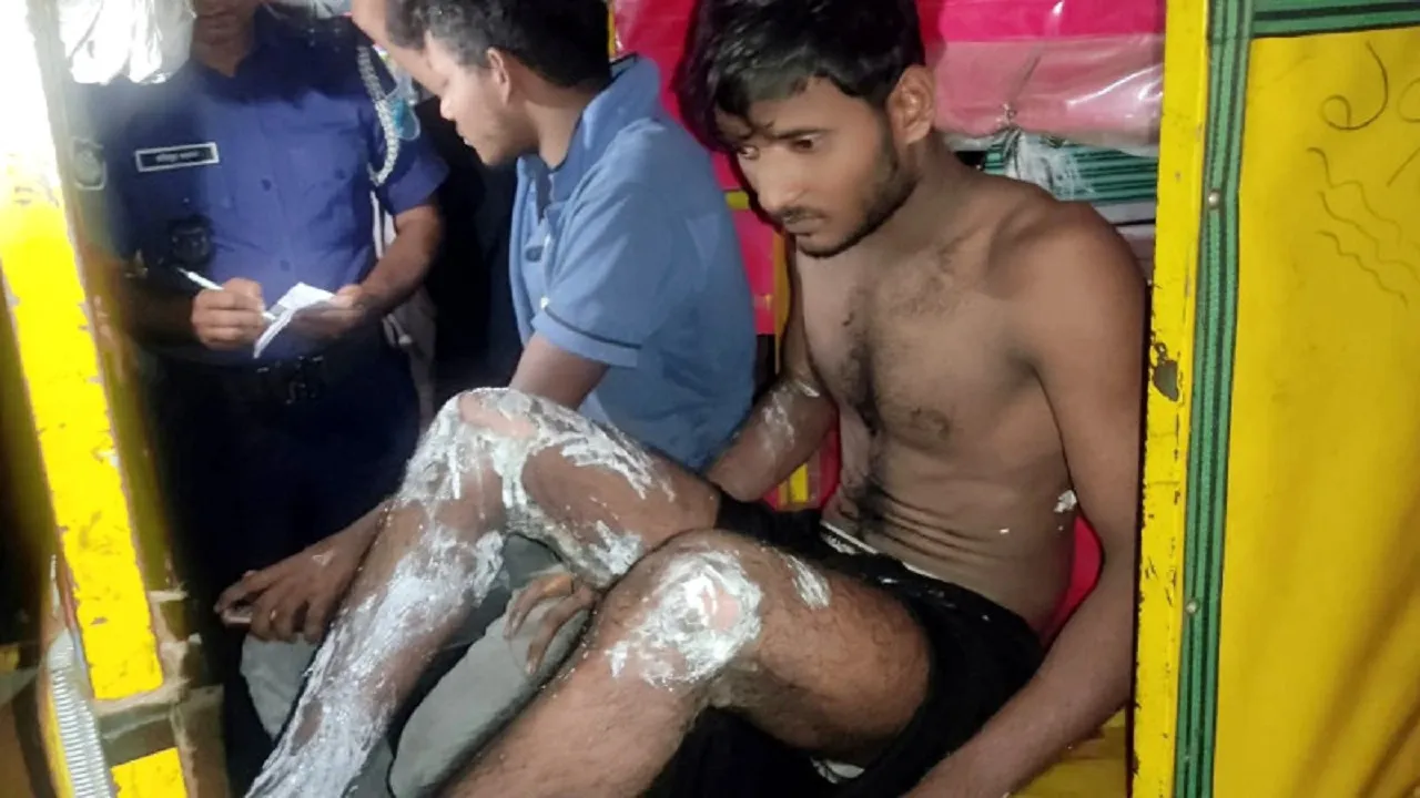 ফতুল্লায় ডাইং কারখানায় বয়লার বিস্ফোরণ, দগ্ধ ২