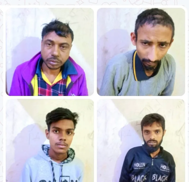ফতুল্লায় ধারালো অস্ত্রসহ ৪ ছিনতাইকারী গ্রেফতার