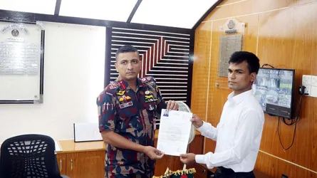 বিজিবিতে চাকরি পেলেন কাঁটাতারে ঝুলে নিহত ফেলানীর ছোটভাই আরফান