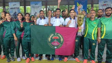 ইরানি কোচের অপেক্ষায় ফেন্সিং