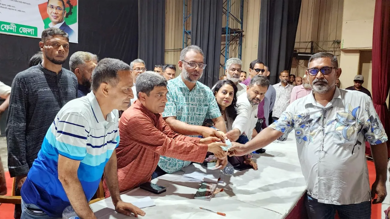 ফেনীতে বিএনপির সদস্য সংগ্রহ-নবায়ন শুরু