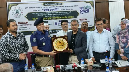 ‘মাই ফেনী’ অ্যাপ উদ্বোধন করলেন ফেনীর জেলা প্রশাসক