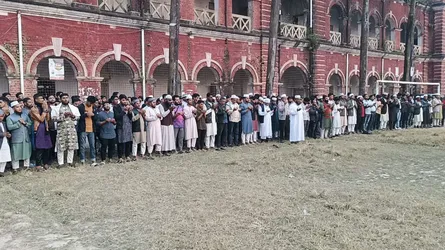 ফেনীতে হাদির জন্য জামায়াতের দোয়া ও ছাত্রশিবিরের গায়েবানা জানাজা