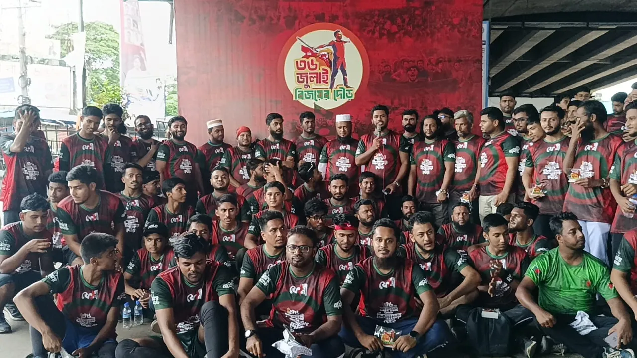 ফেনীতে ‘৩৬ জুলাই’ দৌড় প্রতিযোগিতা
