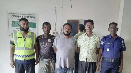 ড. মাহমুদুর রহমানকে হত্যাচেষ্টা মামলার আসামি ফিরোজ কারাগারে