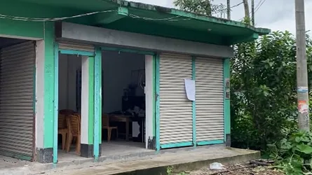 পিরোজপুরে জামায়াত কার্যালয়ের সামনে আগুন, নেতাদের হত্যার হুমকি