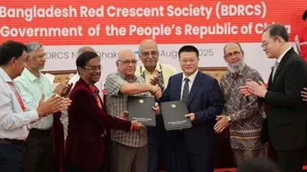 বন্যা মোকাবেলায় বাংলাদেশকে ১৫ লাখ ডলারের জরুরি উদ্ধার সরঞ্জাম দিলো চীন
