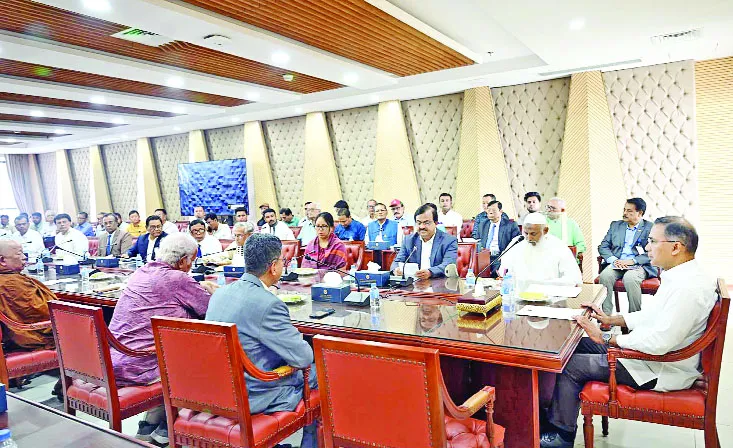 ‘ধর্ম-বর্ণ নির্বিশেষে সবাই সমান অধিকার ভোগ করবে’