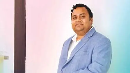 ১৬১৩ কোটি টাকা পাচারে পদ্মা ব্যাংকের সাবেক চেয়ারম্যান নাফিস সরাফাতসহ ৪ জনের বিরুদ্ধে মামলা