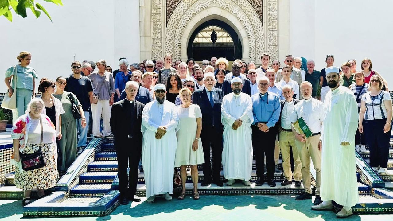 French-bishops'-delegation-at-Paris-Grand-Mosque
