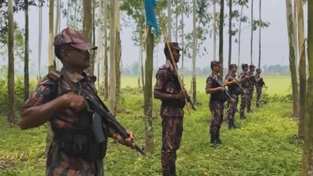 ফুলবাড়ী সীমান্তে পুশইন ঠেকাতে বিজিবির কড়া নজরদারি