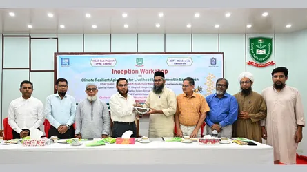 গাকৃবিতে জলবায়ু সহনশীল মৌপালন কর্মশালা