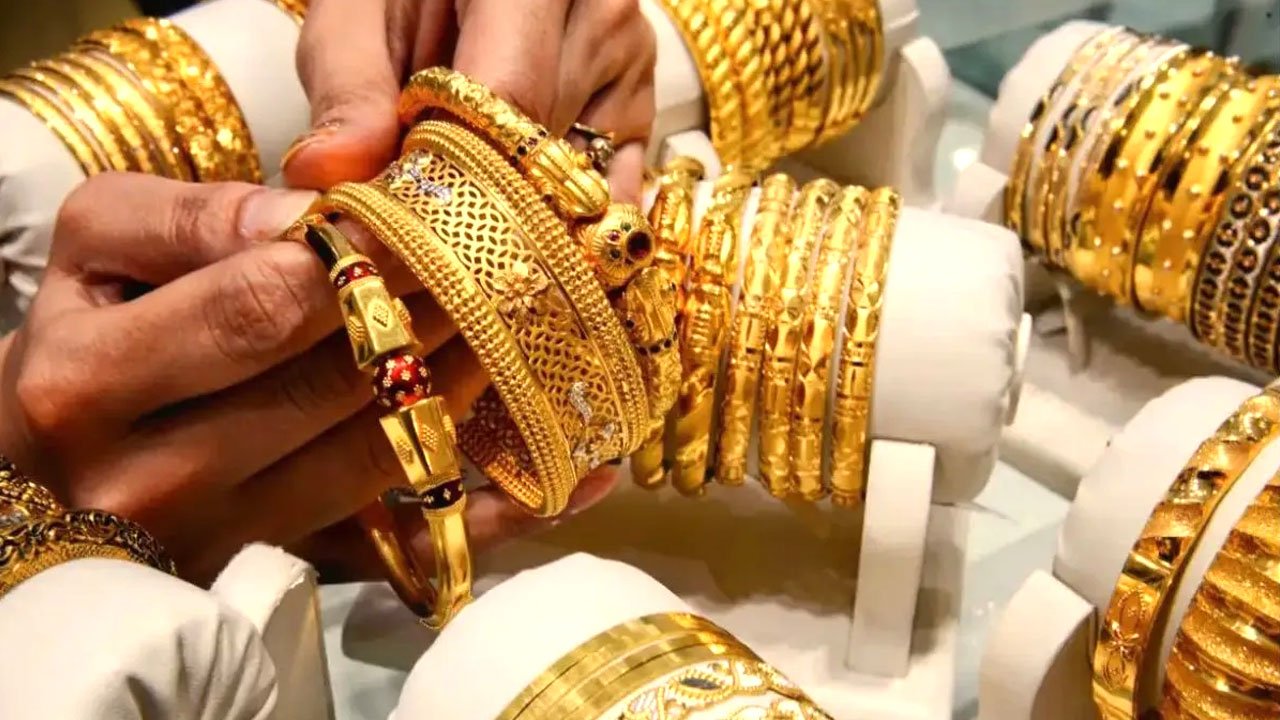 GOLD (4)