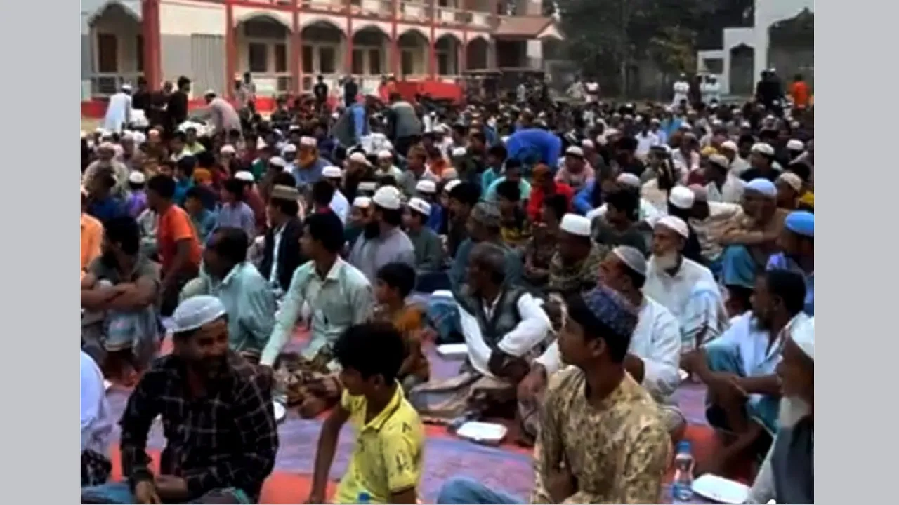 গফরগাঁওয়ে পাইথল ইউনিয়ন জামায়াতের ইফতার মাহফিল