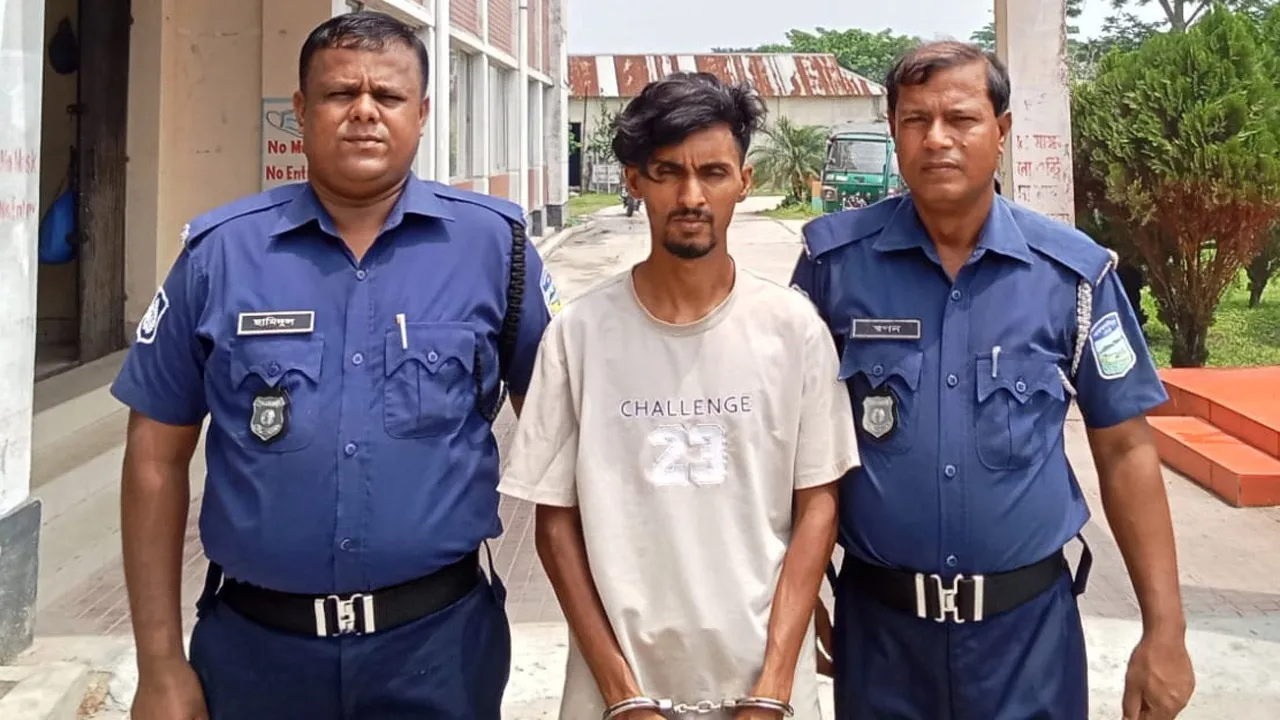 গফরগাঁওয়ে ইয়াবাসহ মাদক কারবারি গ্রেফতার