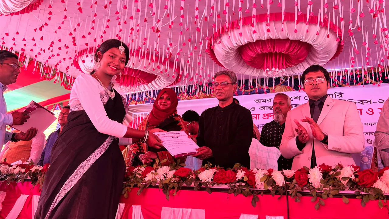 গফরগাঁওয়ে ভাষা শহীদ আব্দুল জব্বার মঞ্চে আলোচনা সভা অনুষ্ঠিত