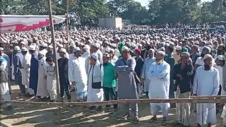 গফরগাঁওয়ের প্রবীণ আলেম মাহমুদুল হাসান সালমানীর জানাজায় মানুষের ঢল